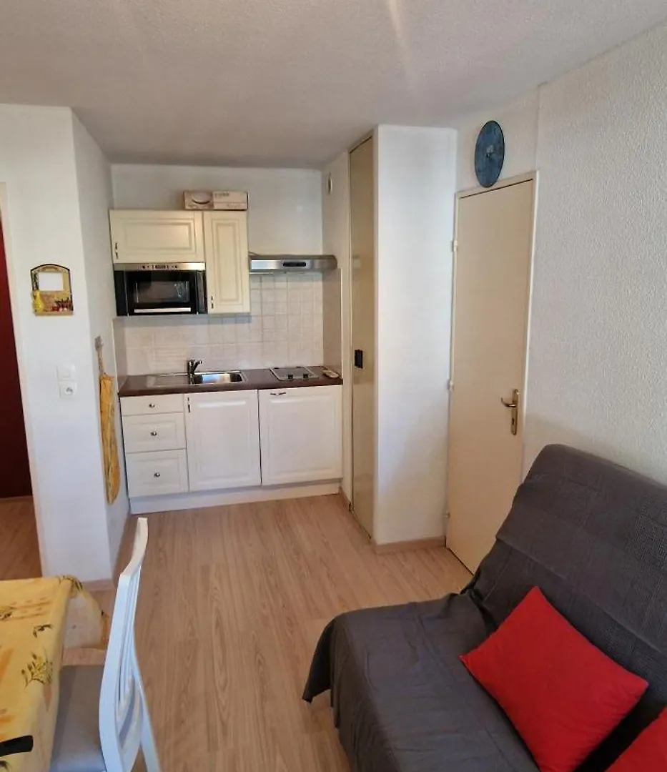 Charmant 28M Proche De La Mers Bormes-les-Mimosas Apartment