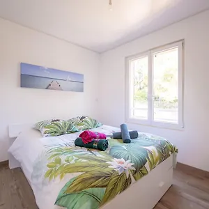 Bord De Mer, Entierement Equipe Appartement